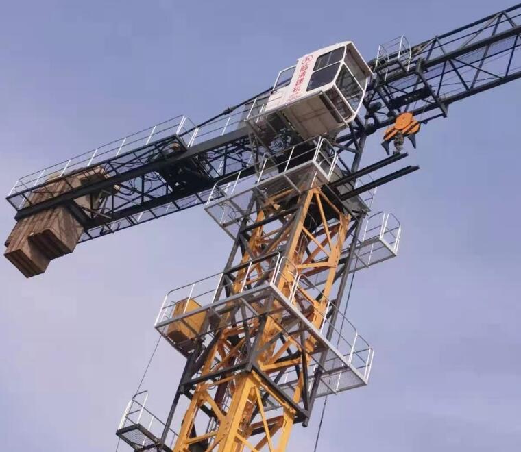 專業(yè)塔機廠家